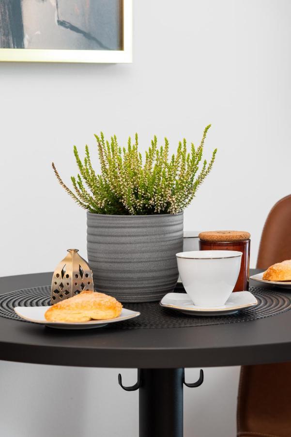 Kairos Apartments -Tower II Premium - Darmowy Parking, Silownia, Sauna - Scisle Centrum Apartment *